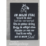 Tekstbord In deze stal